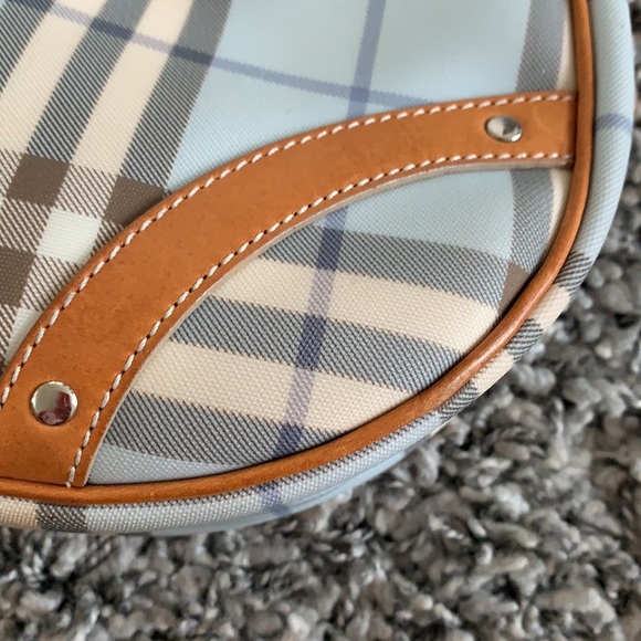 Burberry gorgeous bag π― authentic - Picture 4 of 12